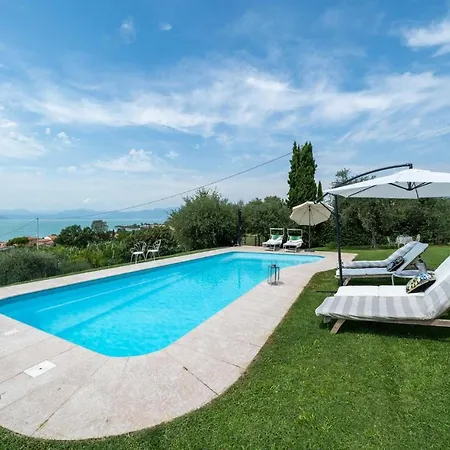 Costabella Tatil Evi